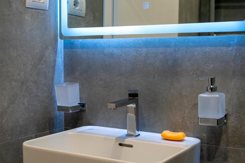 Deluxe Apartment-swimming Pool * Sarande